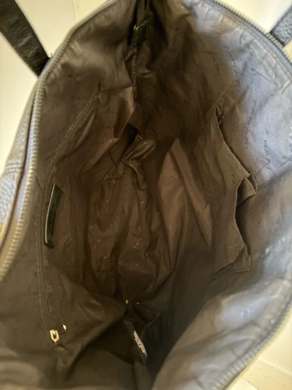 Tahari Black Leather Zippered Tote